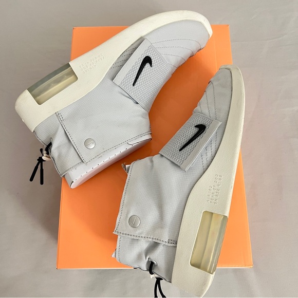 Nike Air Fear Of God Moccasin Pure Platinum / Black-Sail Men’s 6.5 Women’s 8 - Picture 4 of 9